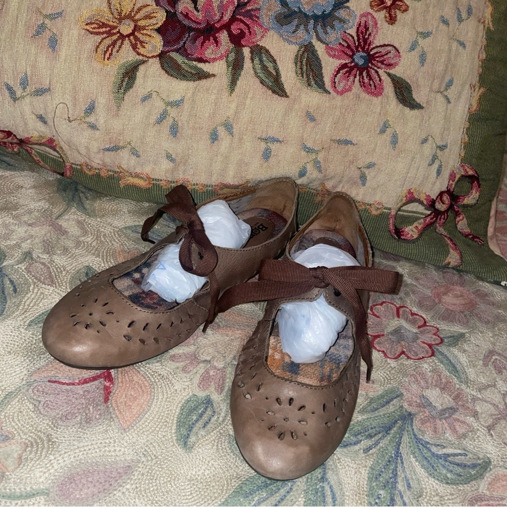 Born Brown Flats with Bow Detail